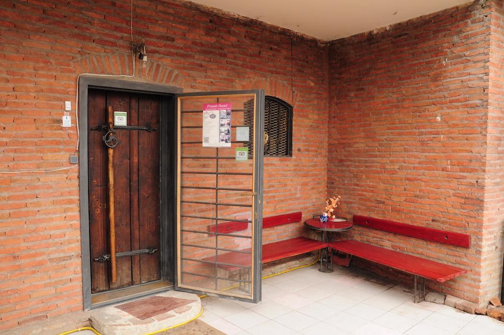 Tbilisi Friends Hostel Exterior photo
